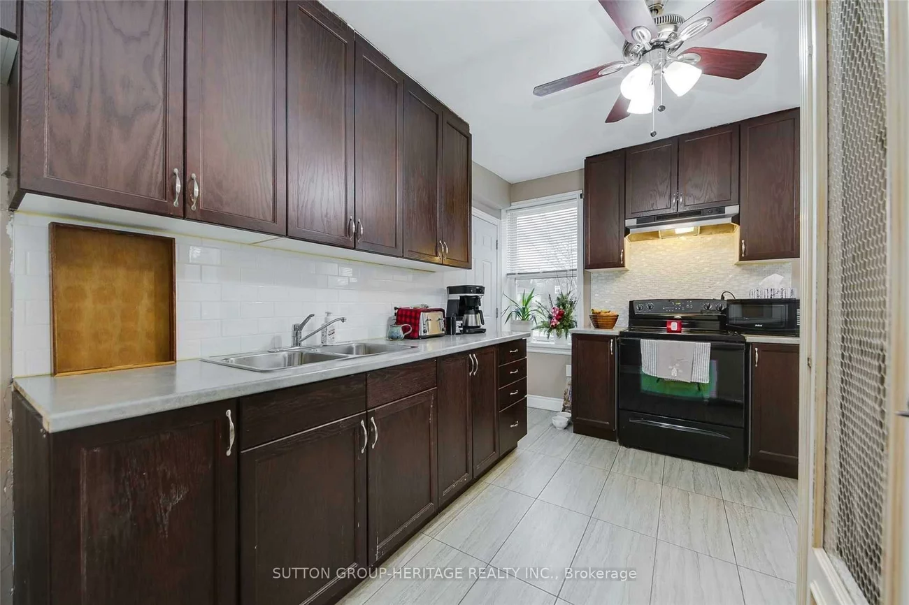 150, Toronto, Bradford, Bradford West Gwillimbury