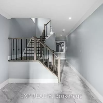 35, Tyndall, Bradford, Bradford West Gwillimbury