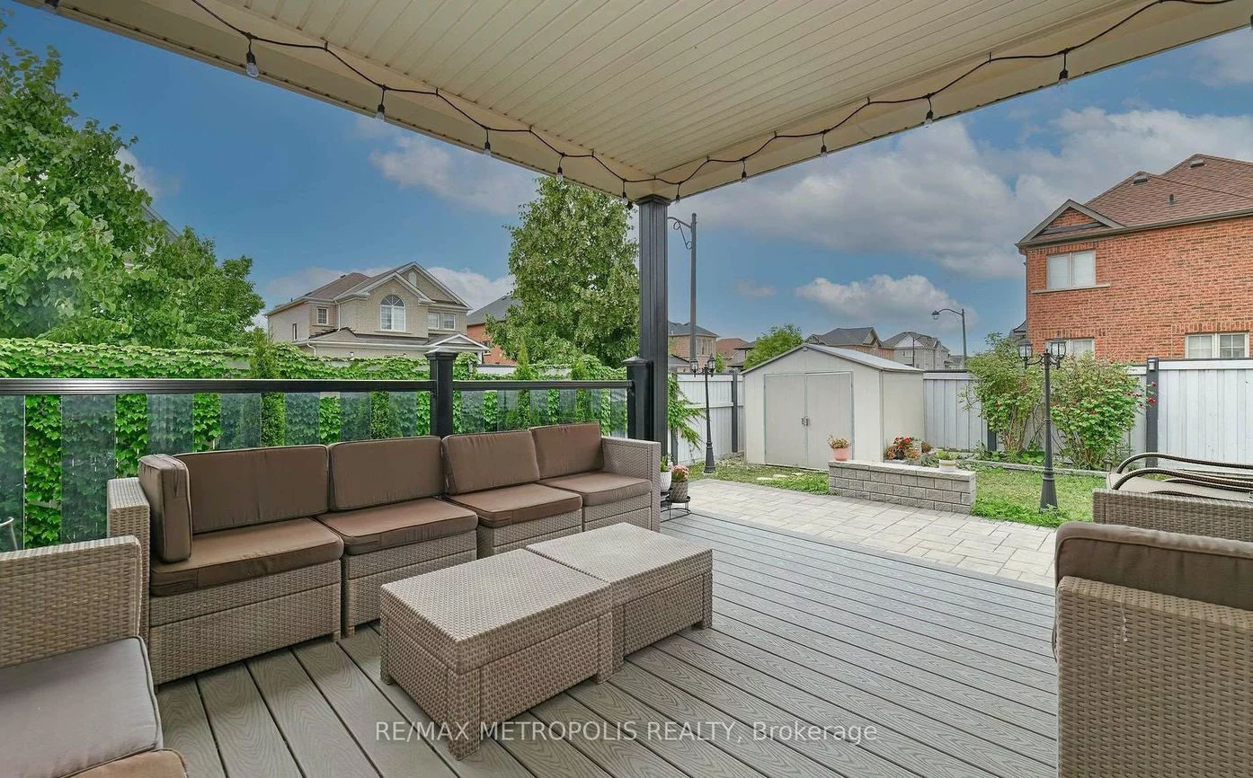 24, Faris, Bradford, Bradford West Gwillimbury