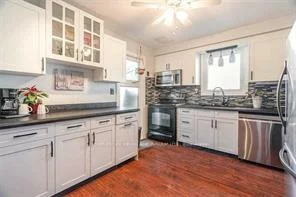 108, Hurd, Bradford, Bradford West Gwillimbury