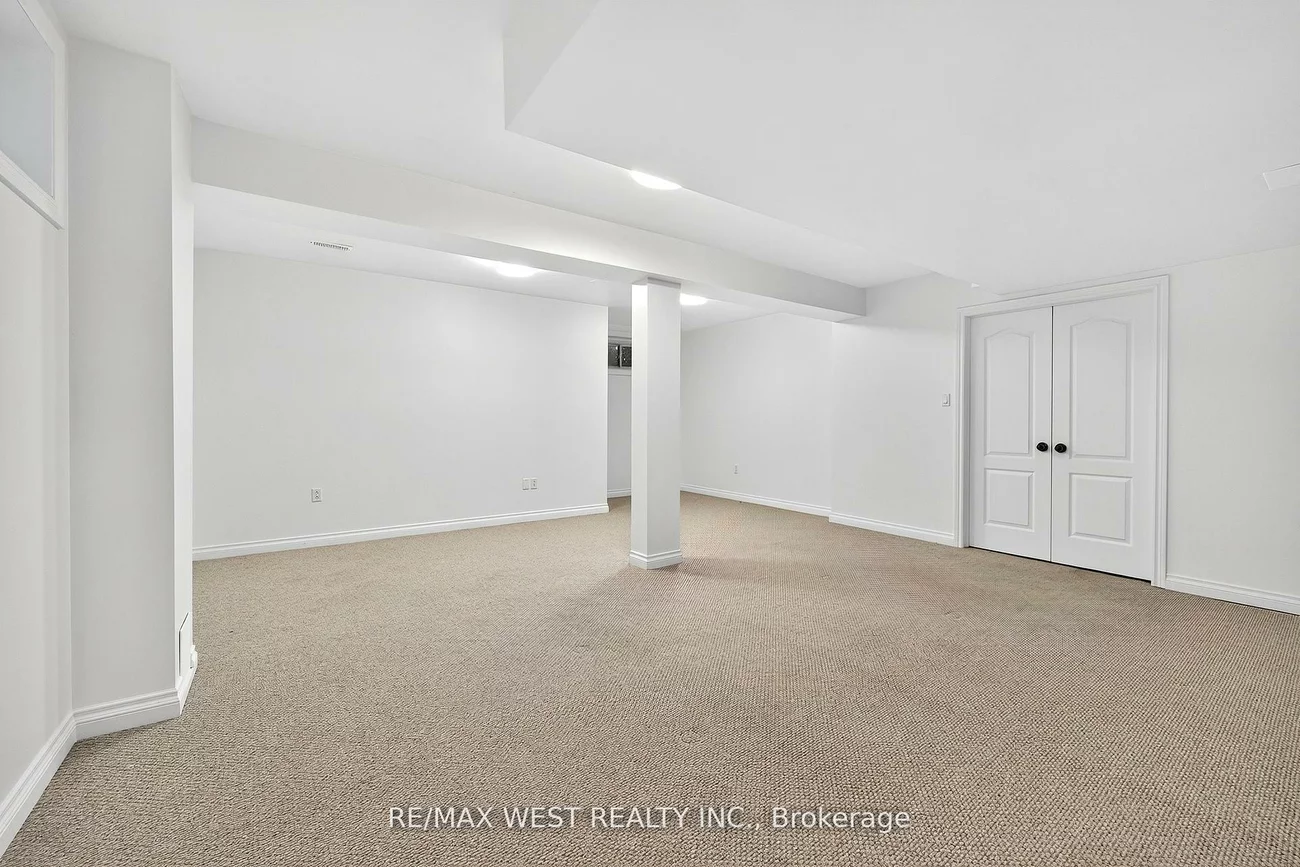 26, Highland, Bradford, Bradford West Gwillimbury
