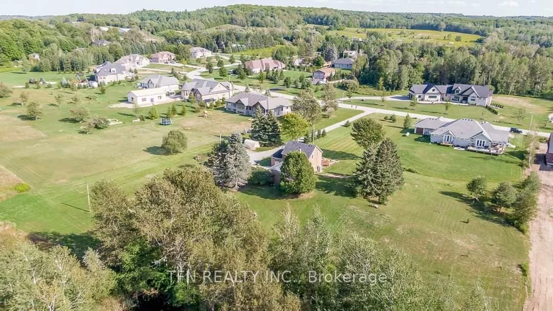 86-C, Dale, Rural Bradford West Gwillimbury, Bradford West Gwillimbury