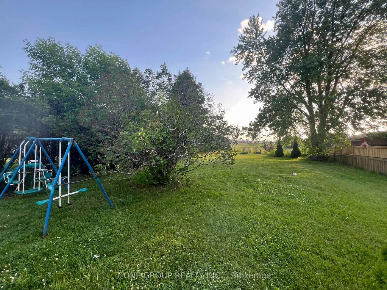 98, Thornton, Bradford, Bradford West Gwillimbury