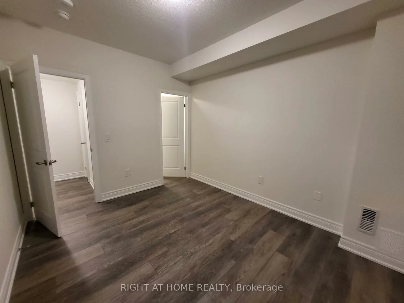 98, Wraggs, Bond Head, Bradford West Gwillimbury