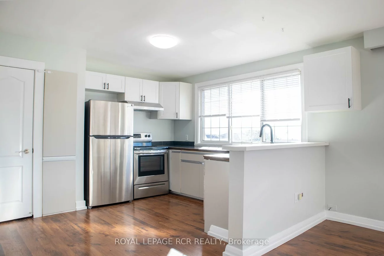 22, Centre, Bradford, Bradford West Gwillimbury