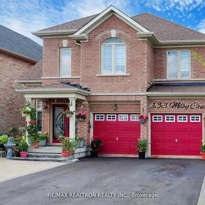 133, Milby, Bradford, Bradford West Gwillimbury