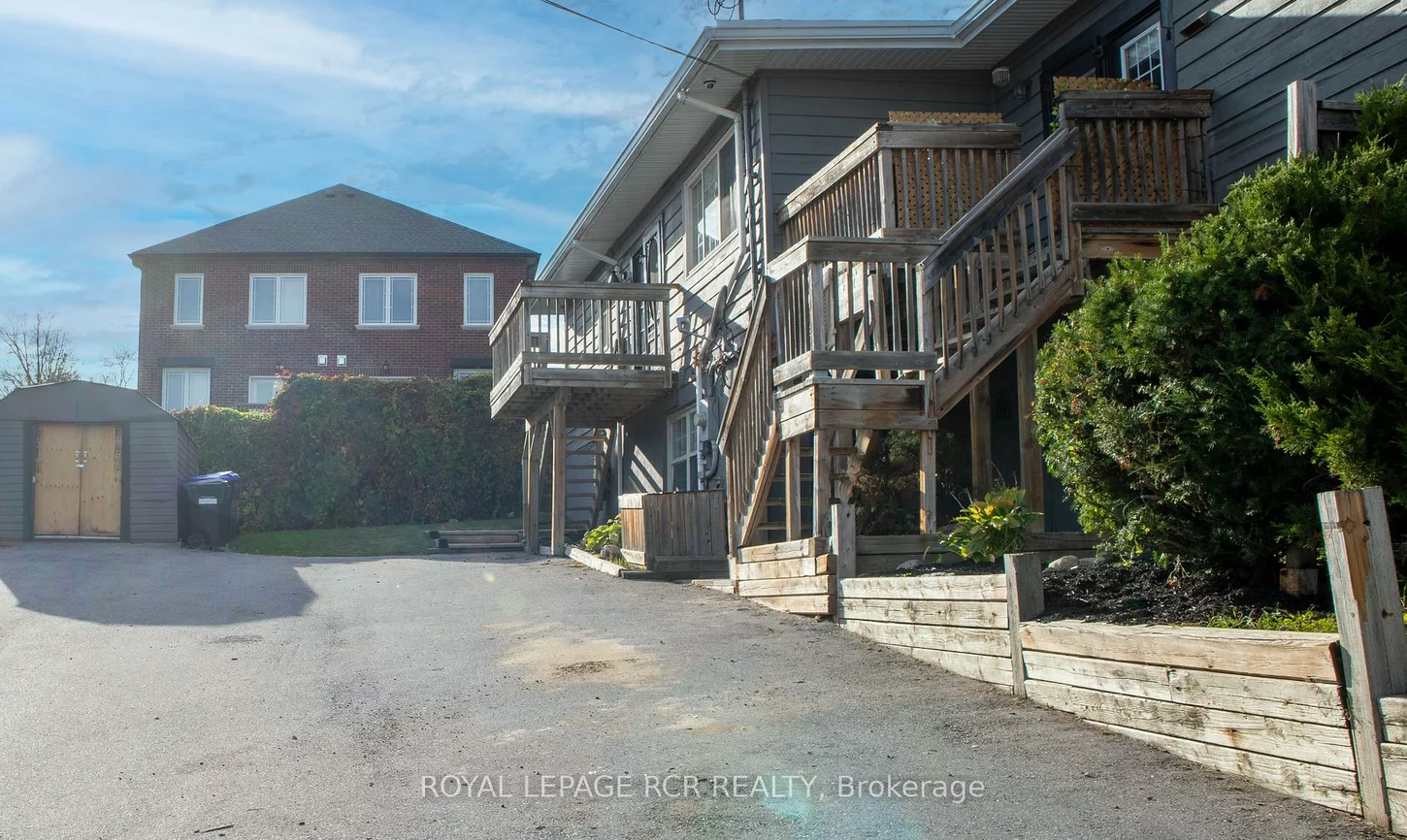 22, Centre, Bradford, Bradford West Gwillimbury