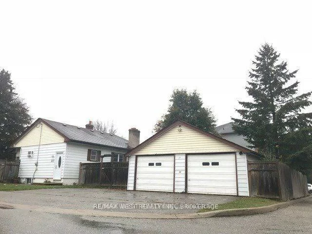 237, Frederick (Main), Bradford, Bradford West Gwillimbury