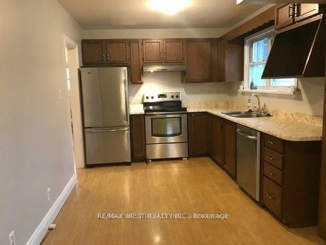 237, Frederick (Main), Bradford, Bradford West Gwillimbury