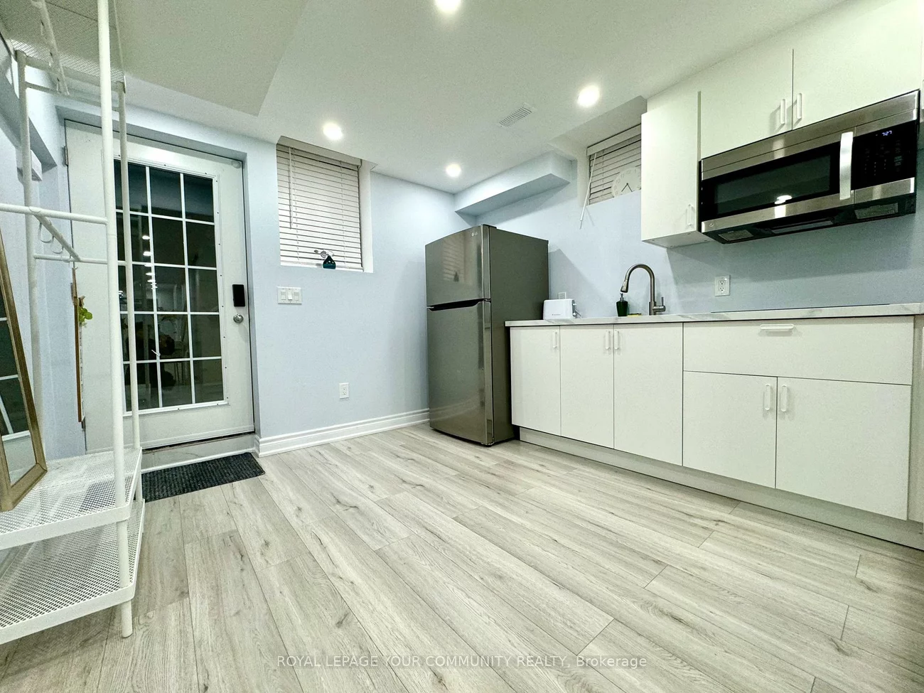 51, Cayton, Bradford, Bradford West Gwillimbury