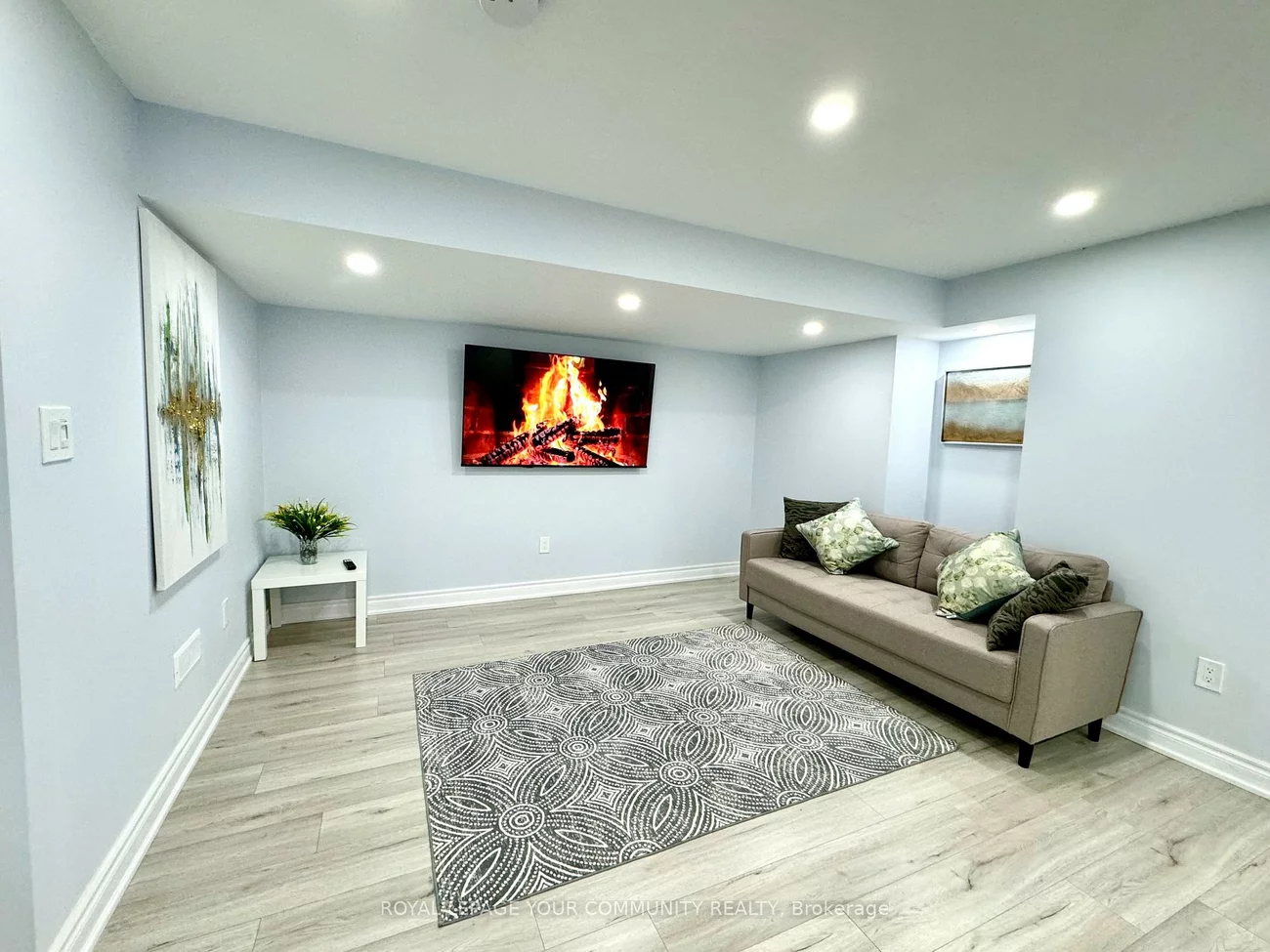 51, Cayton, Bradford, Bradford West Gwillimbury