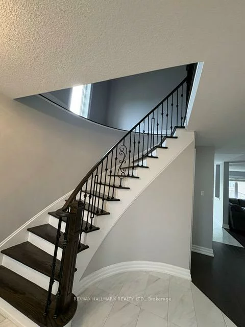 19, Wyman, Bradford, Bradford West Gwillimbury