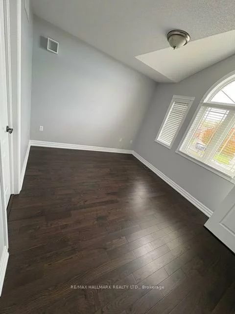 19, Wyman, Bradford, Bradford West Gwillimbury