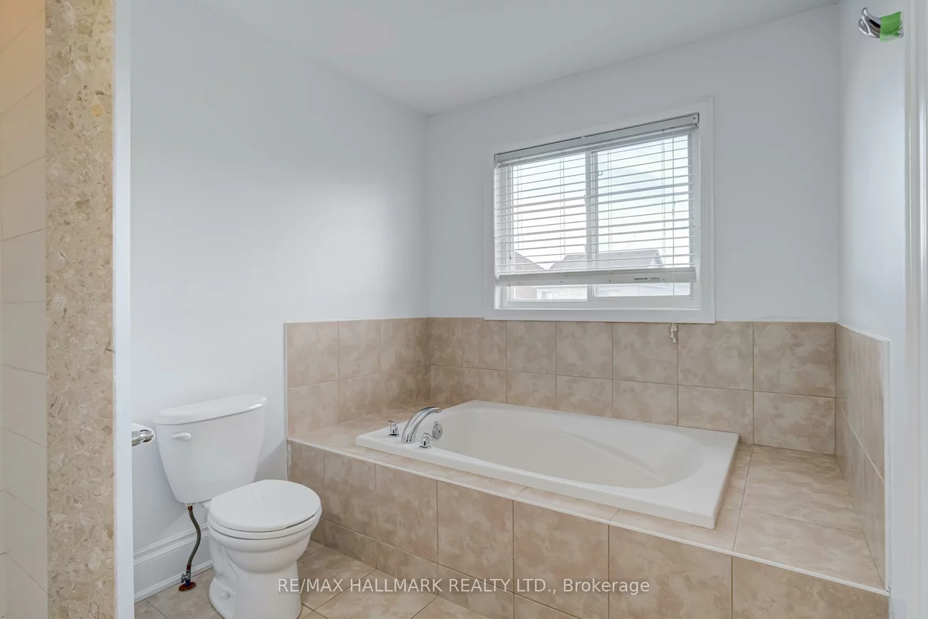 125, Faris, Bradford, Bradford West Gwillimbury