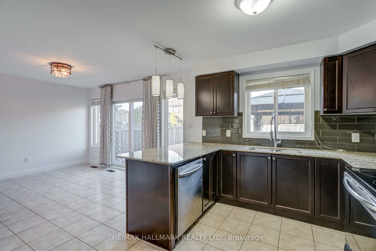 125, Faris, Bradford, Bradford West Gwillimbury