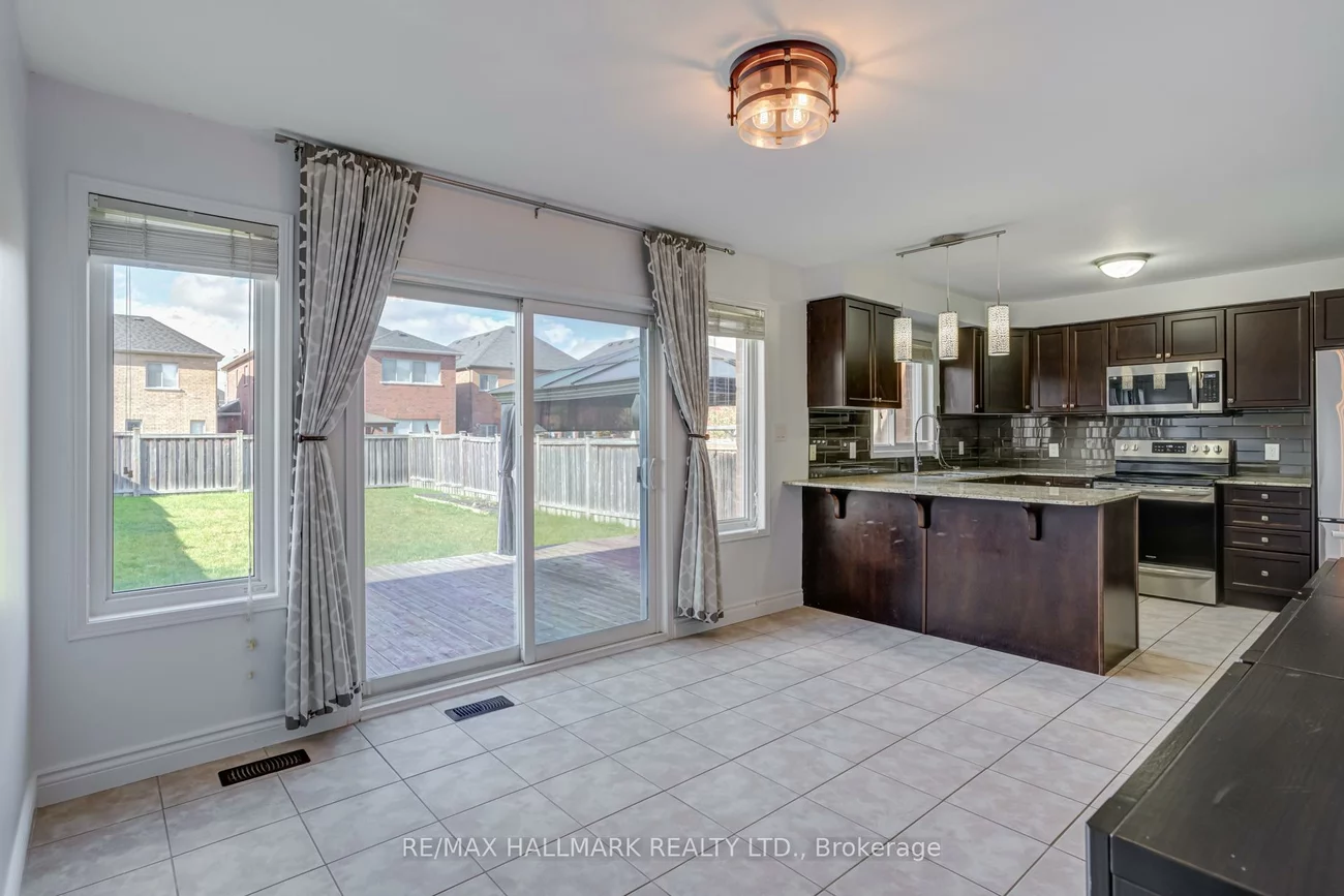 125, Faris, Bradford, Bradford West Gwillimbury