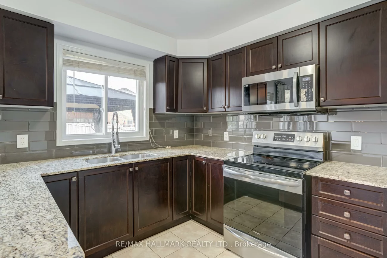 125, Faris, Bradford, Bradford West Gwillimbury