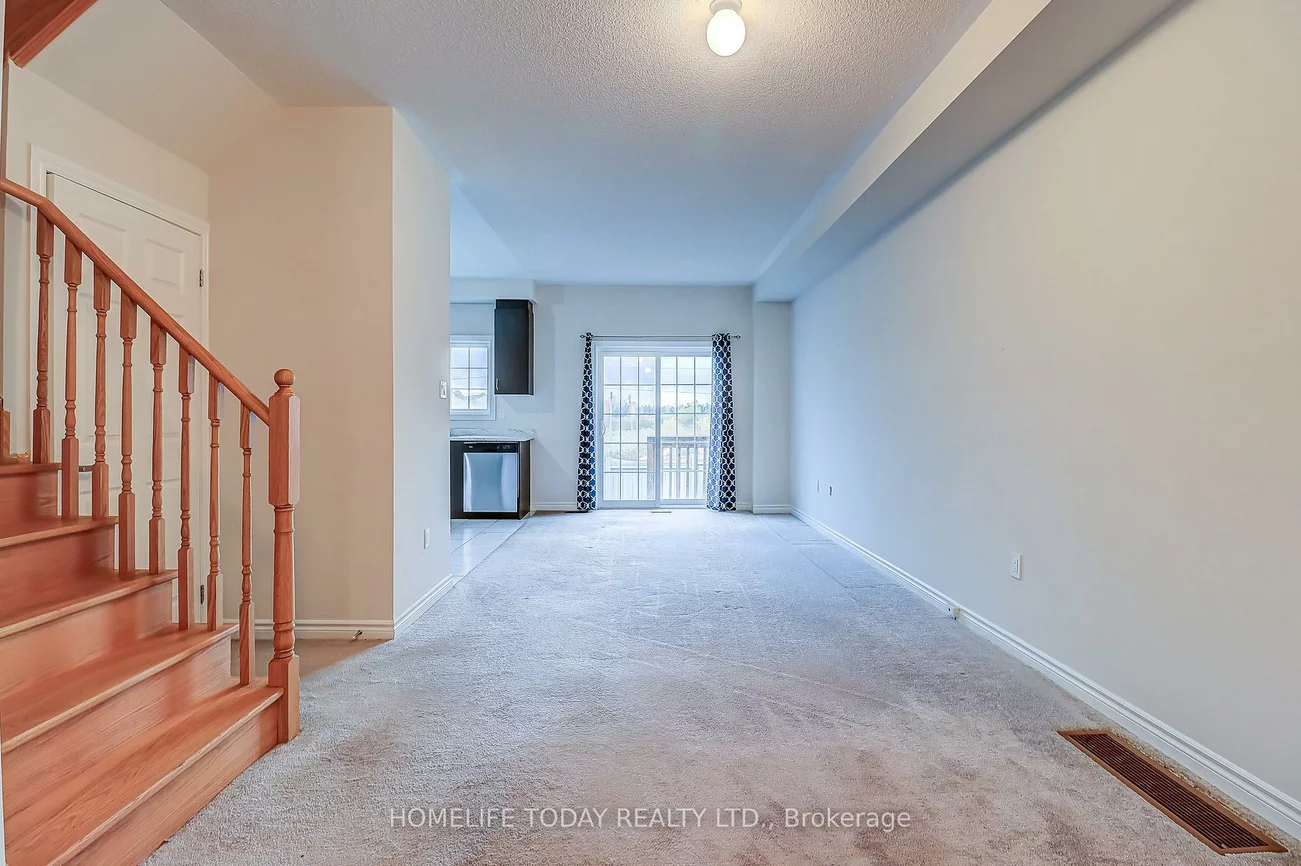 67, Daniele, Bradford, Bradford West Gwillimbury