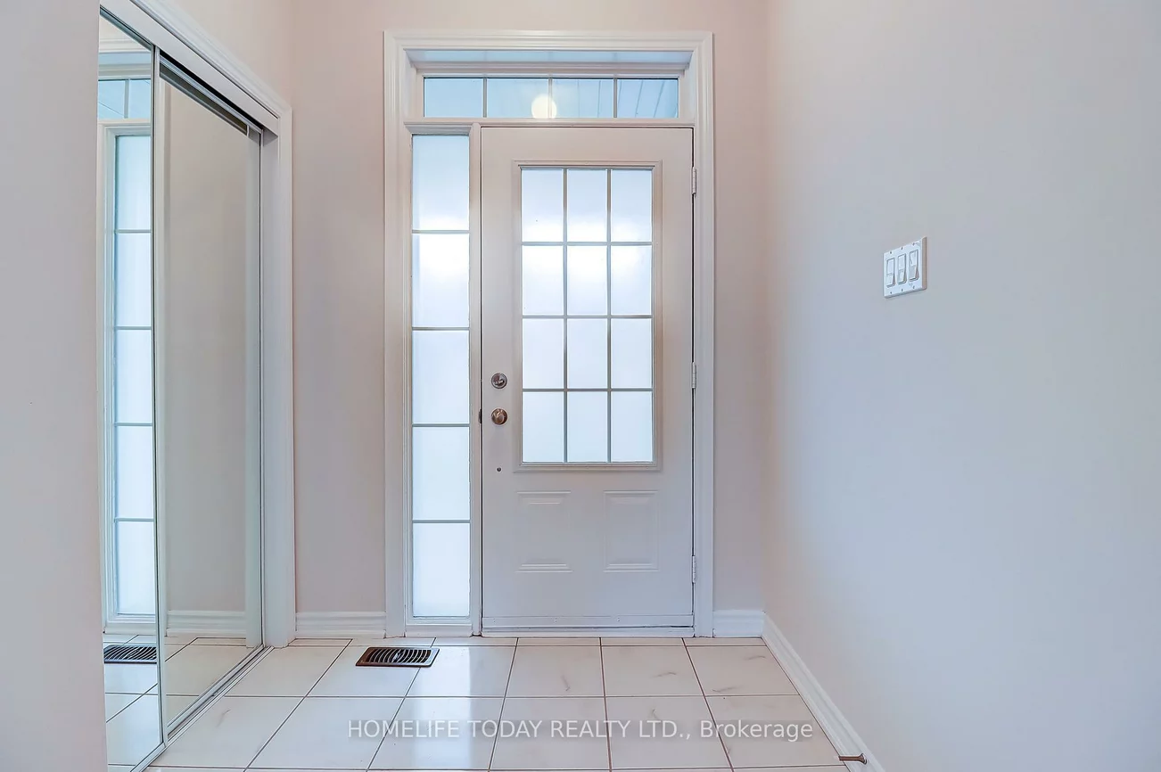 67, Daniele, Bradford, Bradford West Gwillimbury