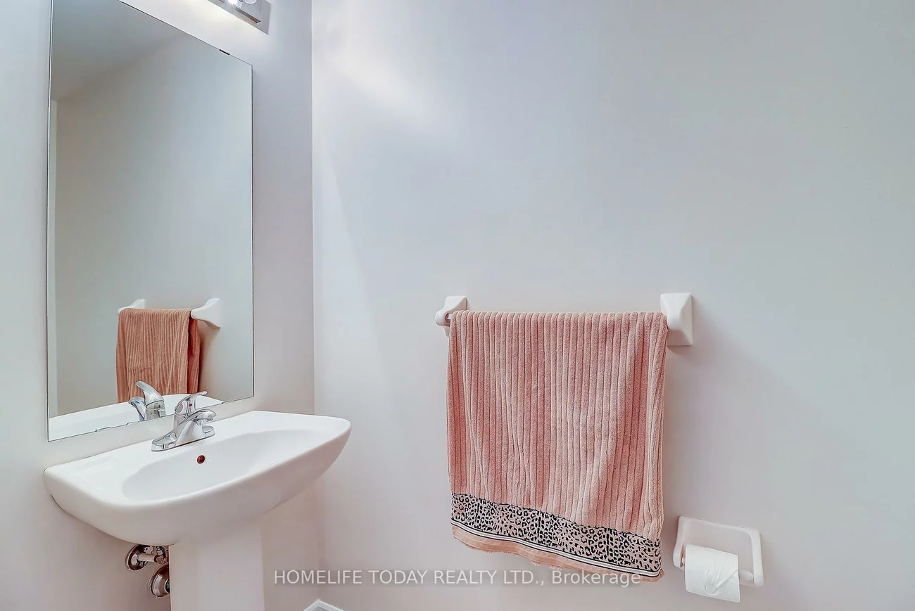 67, Daniele, Bradford, Bradford West Gwillimbury