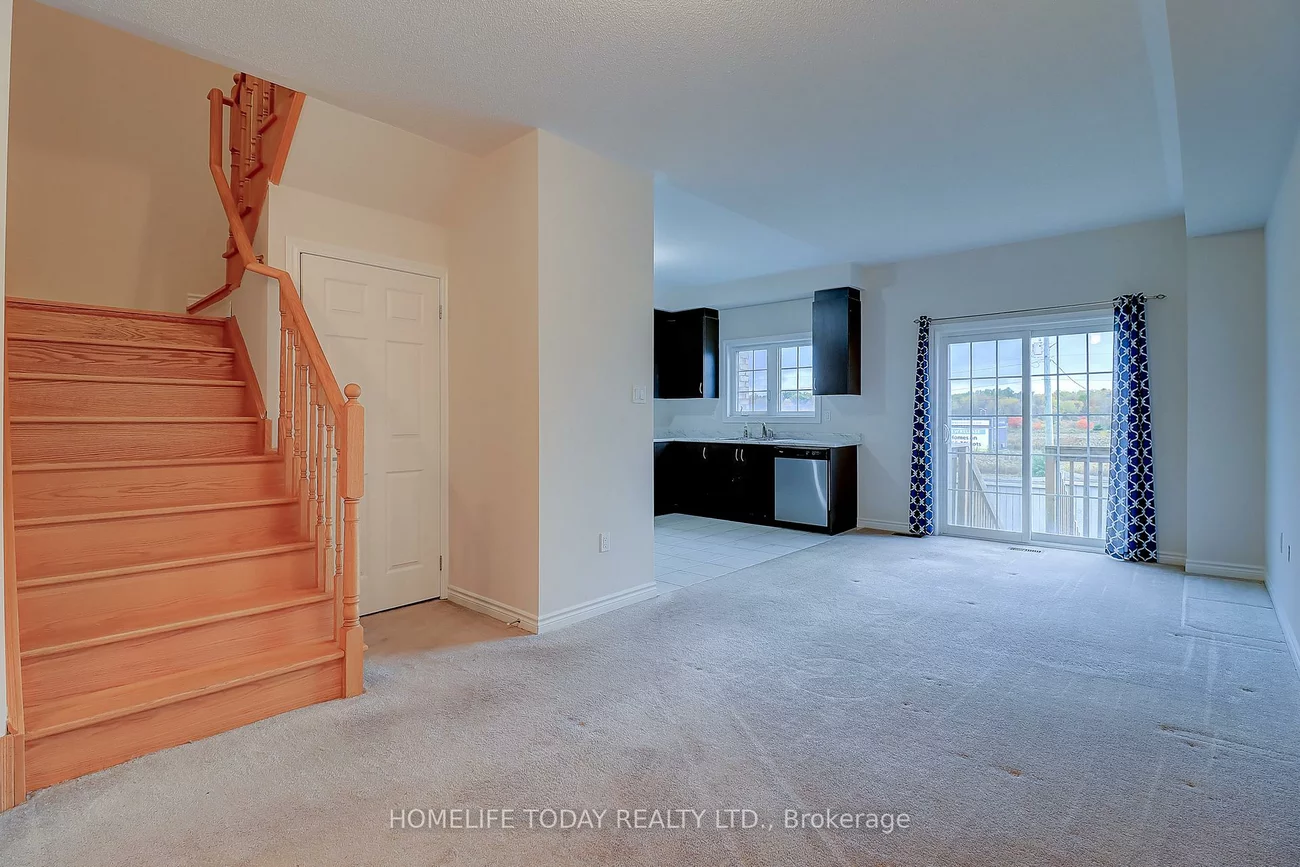 67, Daniele, Bradford, Bradford West Gwillimbury