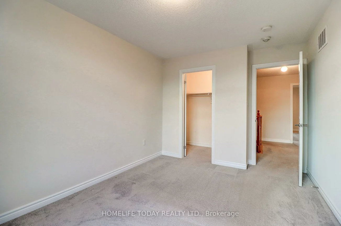 67, Daniele, Bradford, Bradford West Gwillimbury