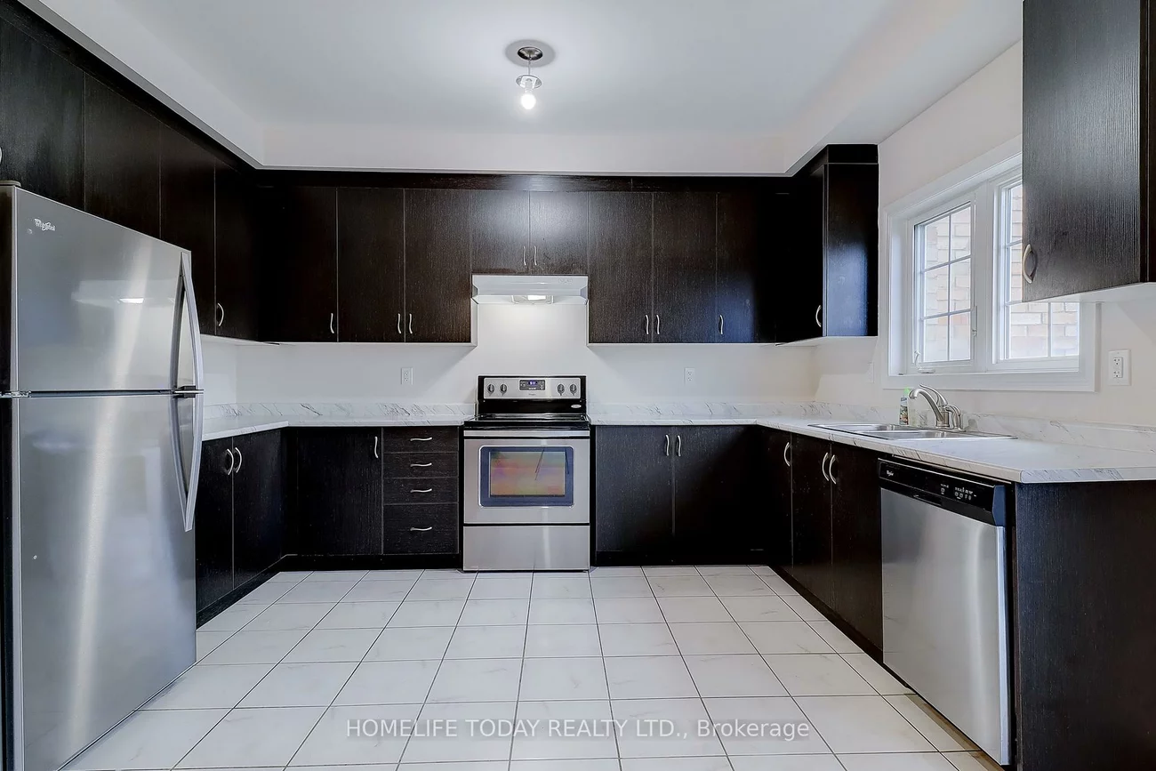 67, Daniele, Bradford, Bradford West Gwillimbury