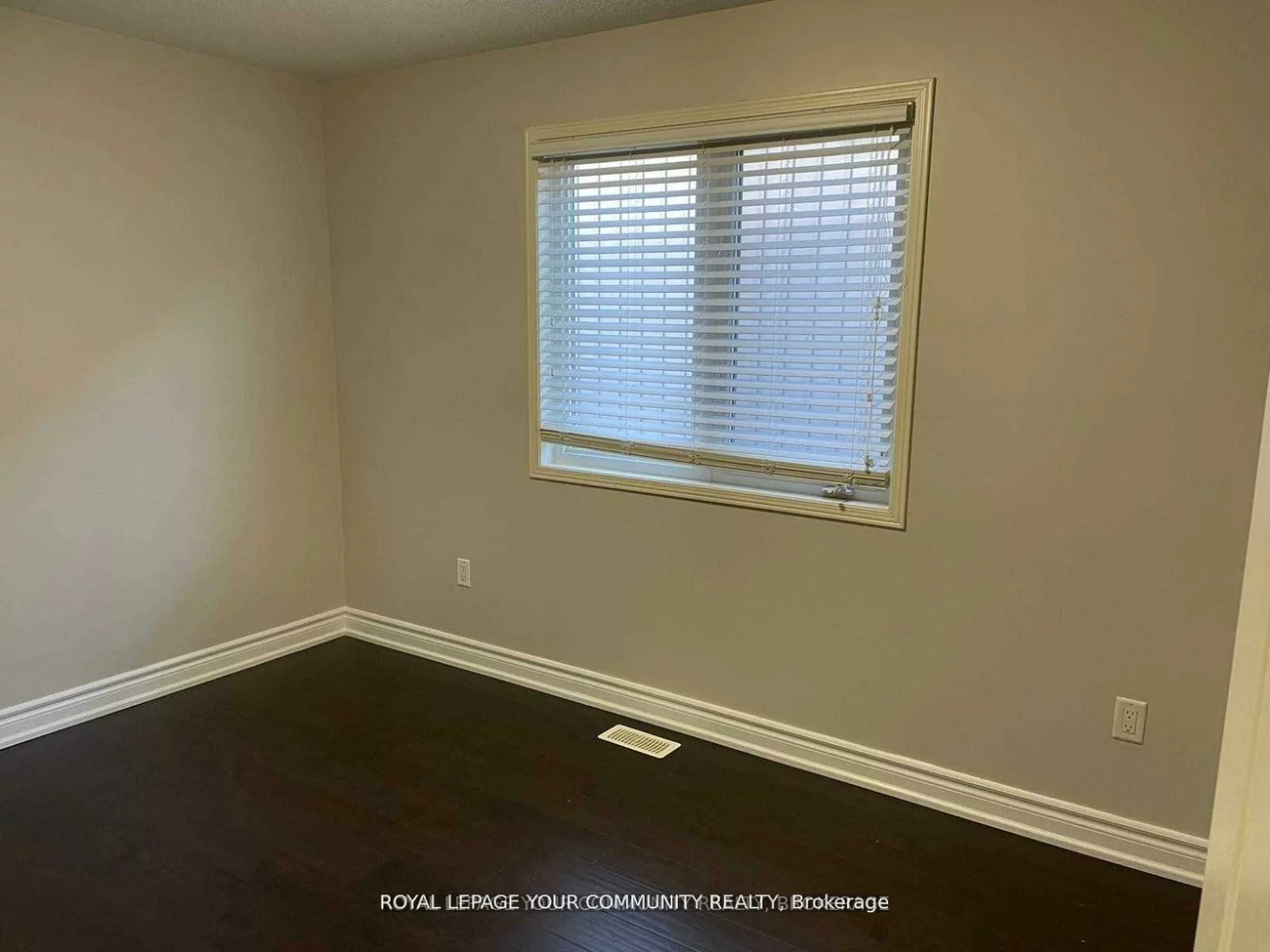 122, Russel, Bradford, Bradford West Gwillimbury