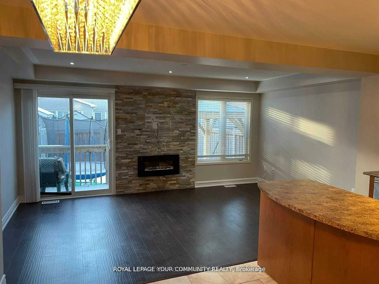 122, Russel, Bradford, Bradford West Gwillimbury