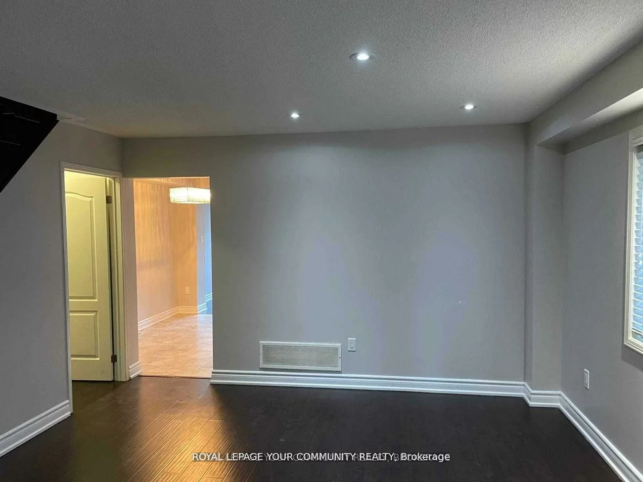 122, Russel, Bradford, Bradford West Gwillimbury