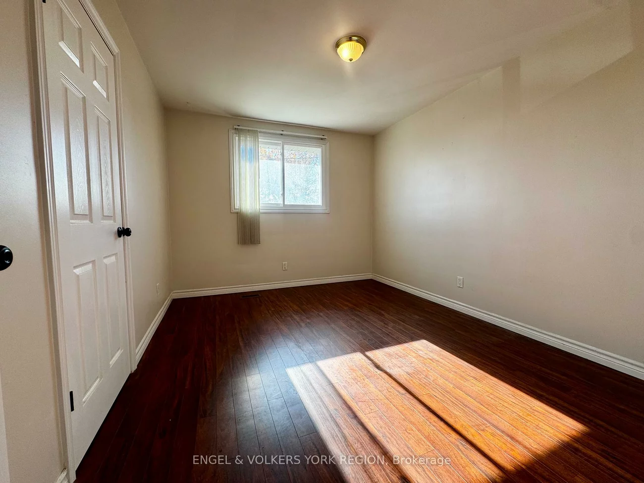 135, Luxury, Bradford, Bradford West Gwillimbury