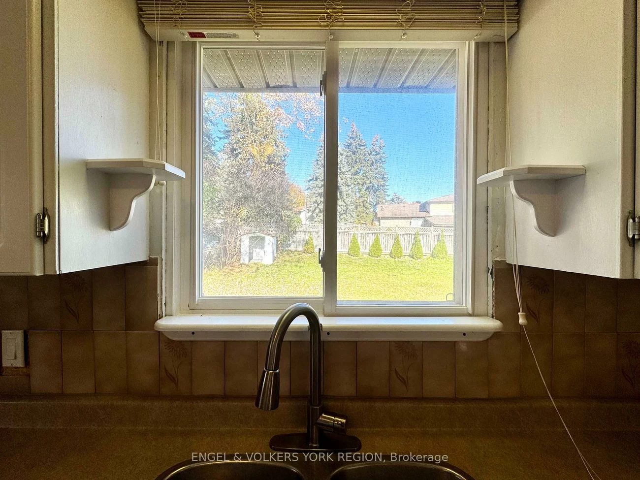 135, Luxury, Bradford, Bradford West Gwillimbury