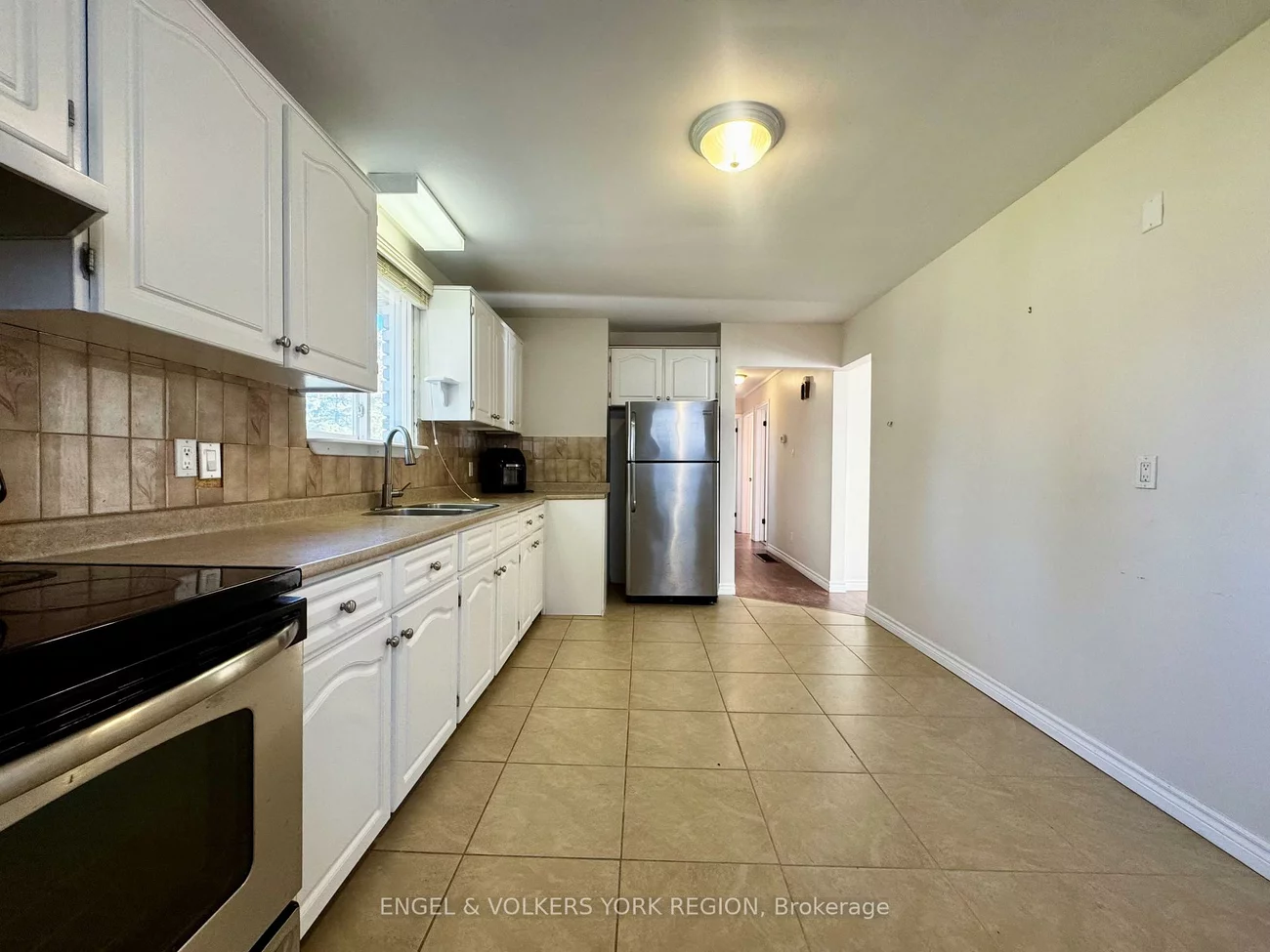 135, Luxury, Bradford, Bradford West Gwillimbury