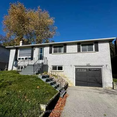 135, Luxury, Bradford, Bradford West Gwillimbury