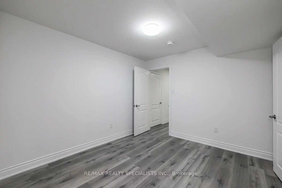 1, Huron, Bradford, Bradford West Gwillimbury