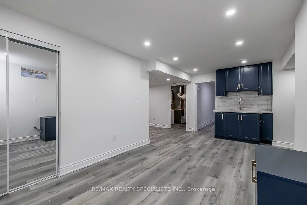 1, Huron, Bradford, Bradford West Gwillimbury