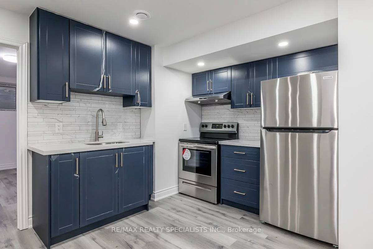 1, Huron, Bradford, Bradford West Gwillimbury