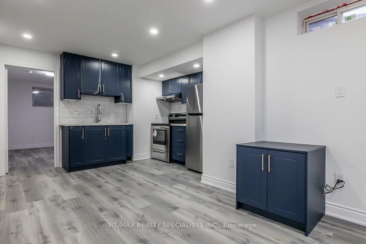 1, Huron, Bradford, Bradford West Gwillimbury