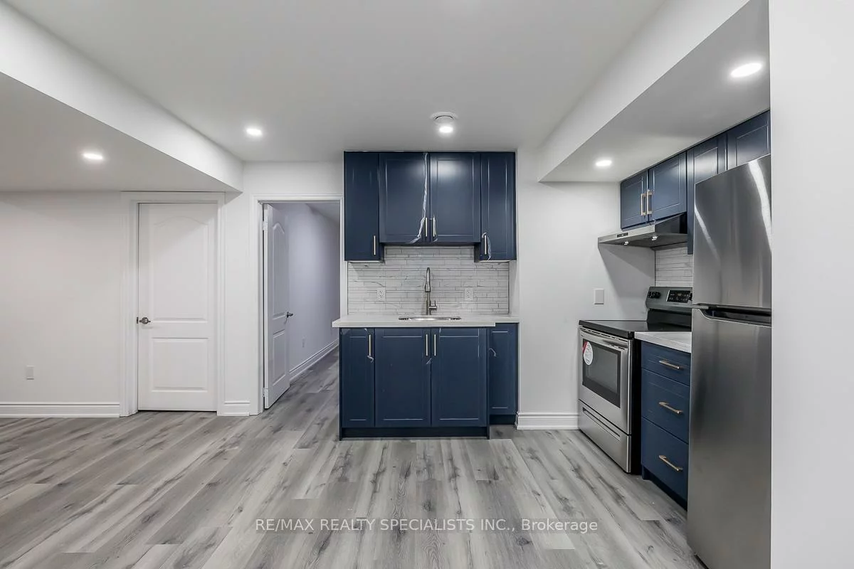 1, Huron, Bradford, Bradford West Gwillimbury