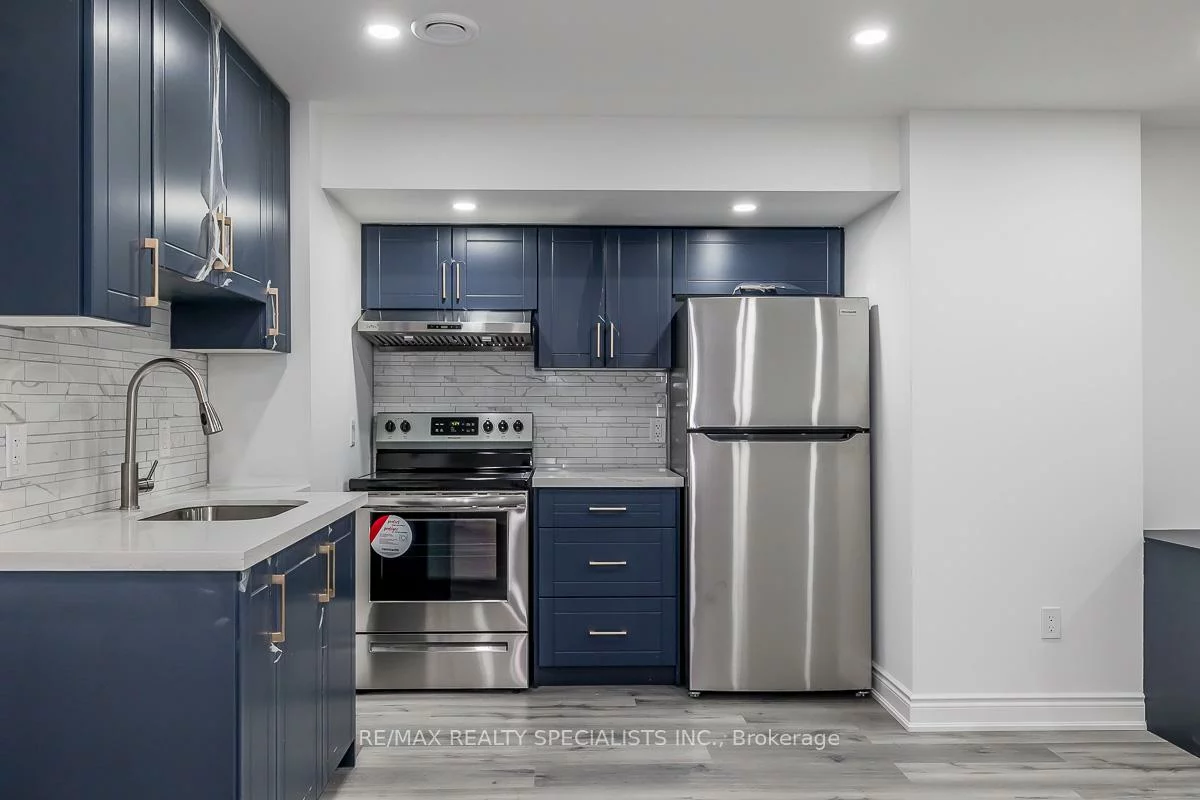 1, Huron, Bradford, Bradford West Gwillimbury