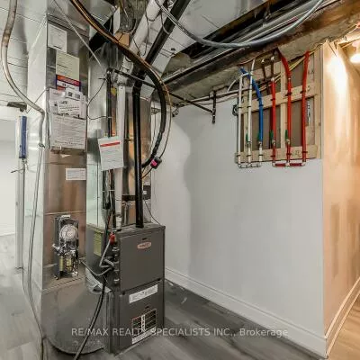 1, Huron, Bradford, Bradford West Gwillimbury