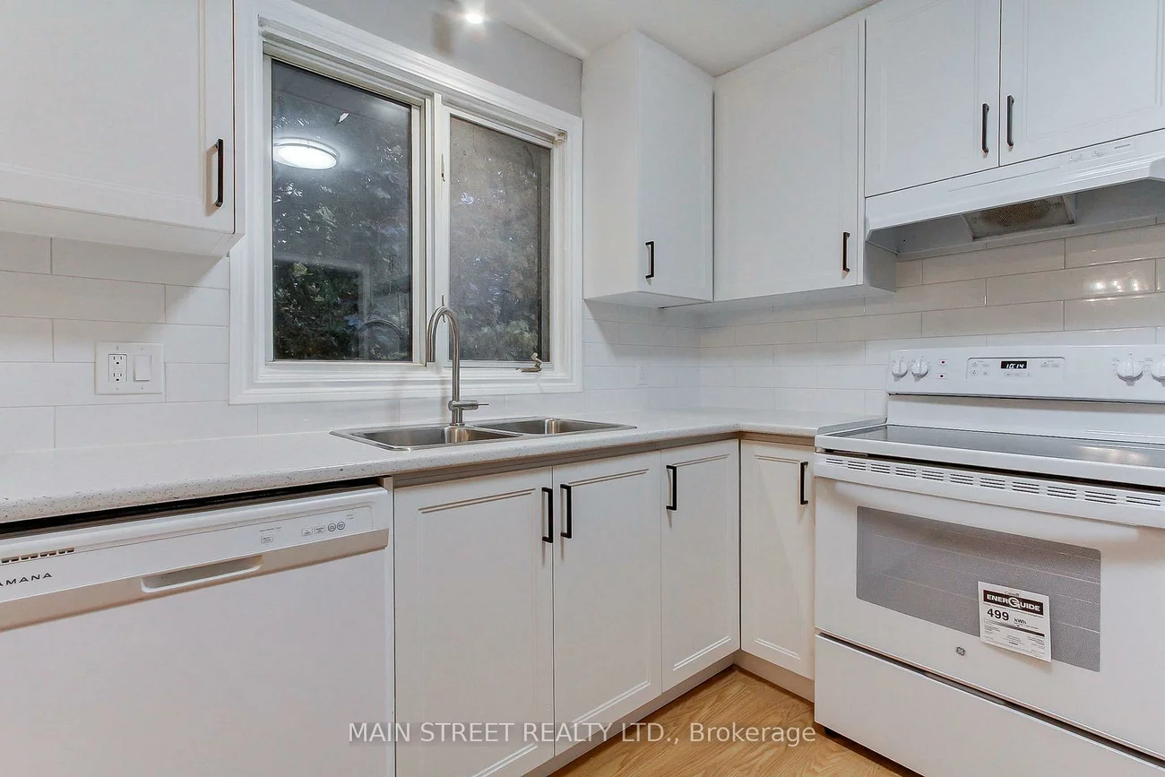 364, Agar, Bradford, Bradford West Gwillimbury