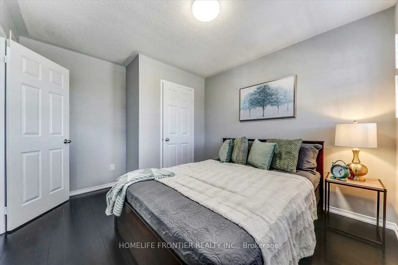 897, Miller Park, Bradford, Bradford West Gwillimbury