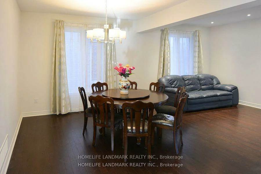 18, Wandering Glider, Bradford, Bradford West Gwillimbury