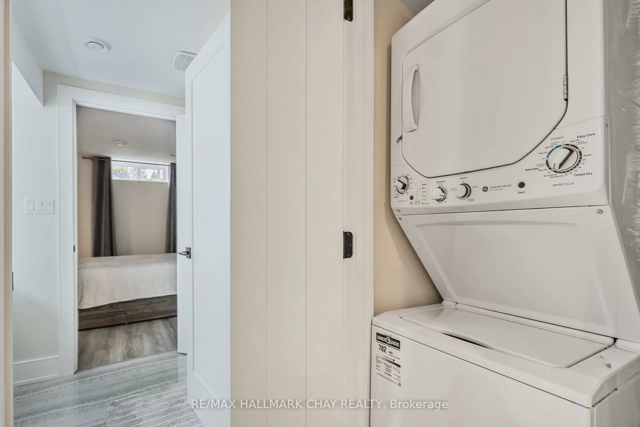 12, Tower, Bradford, Bradford West Gwillimbury