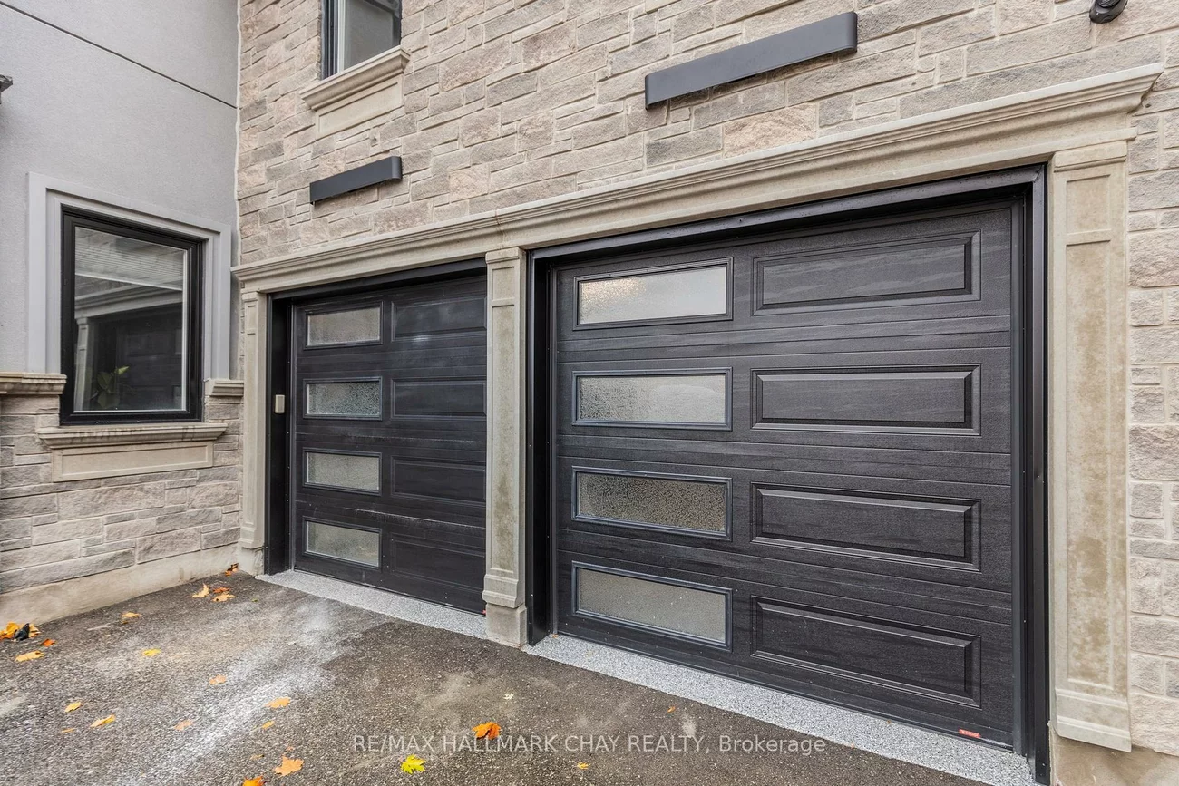 12, Tower, Bradford, Bradford West Gwillimbury