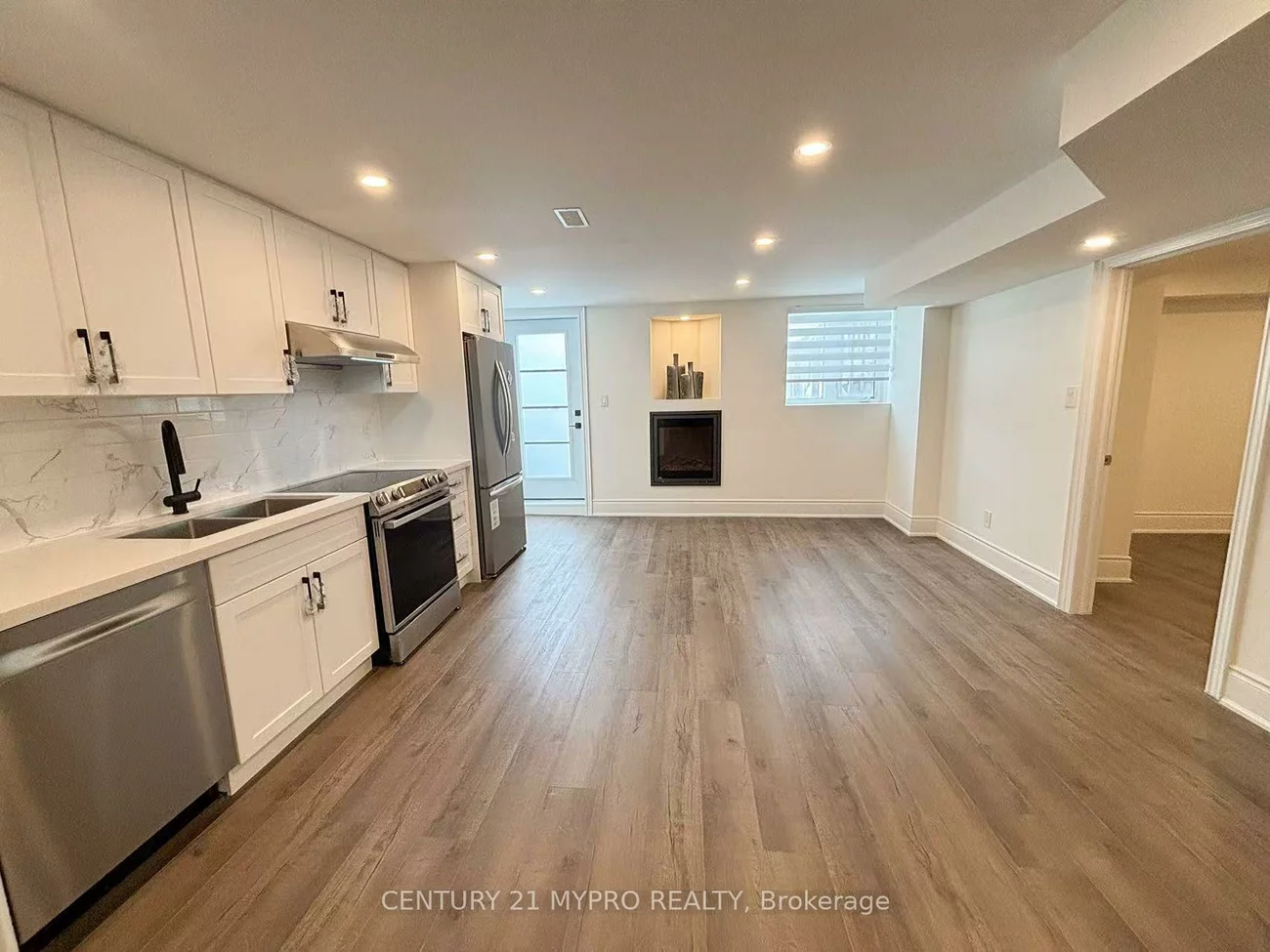 95, Inverness, Bradford, Bradford West Gwillimbury