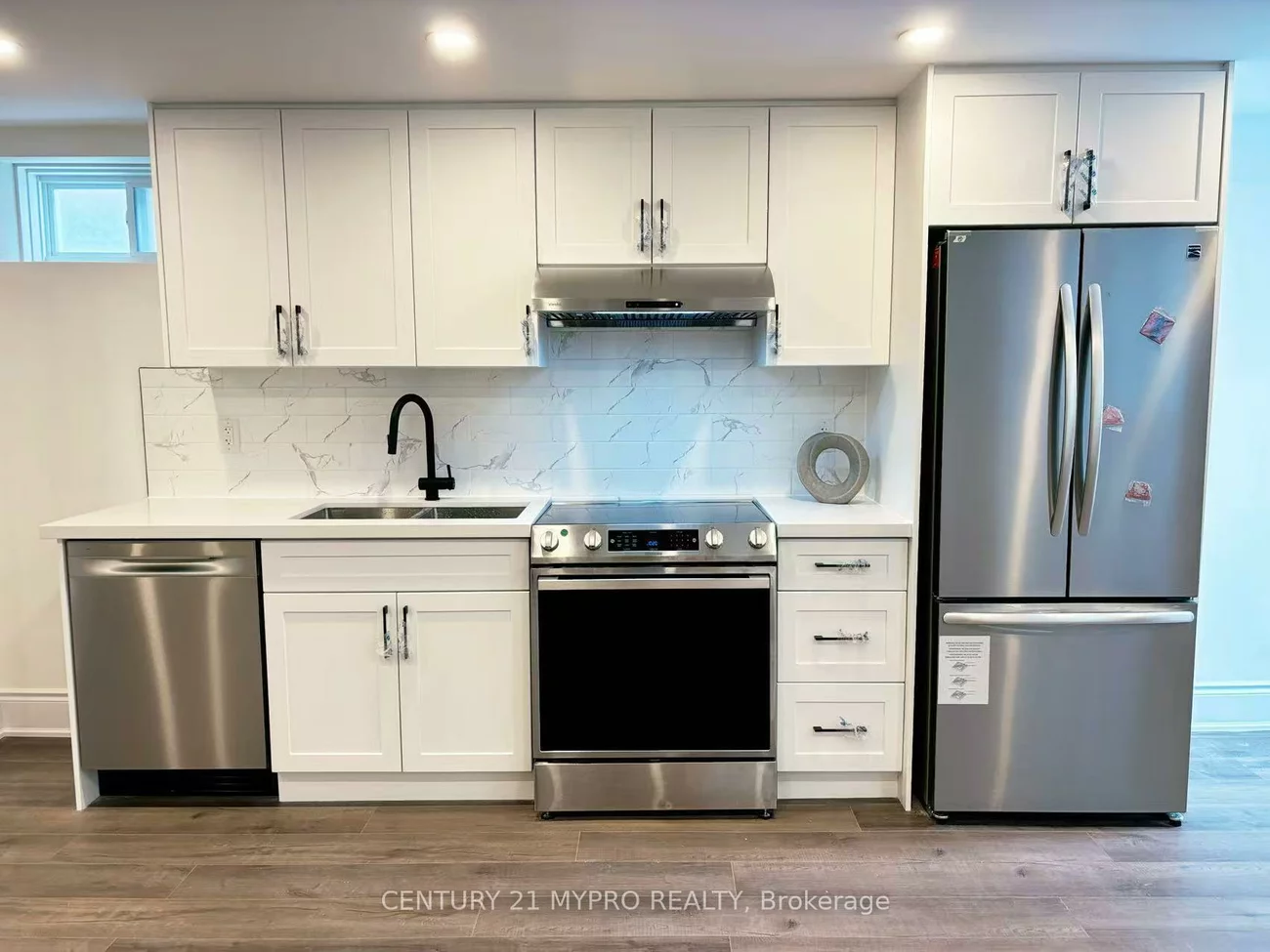 95, Inverness, Bradford, Bradford West Gwillimbury