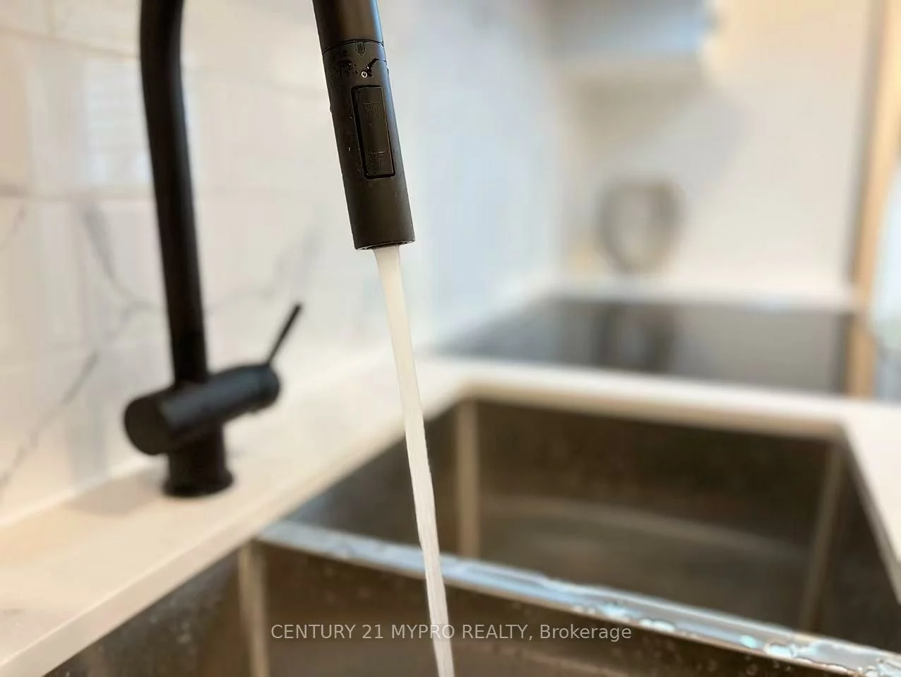 95, Inverness, Bradford, Bradford West Gwillimbury