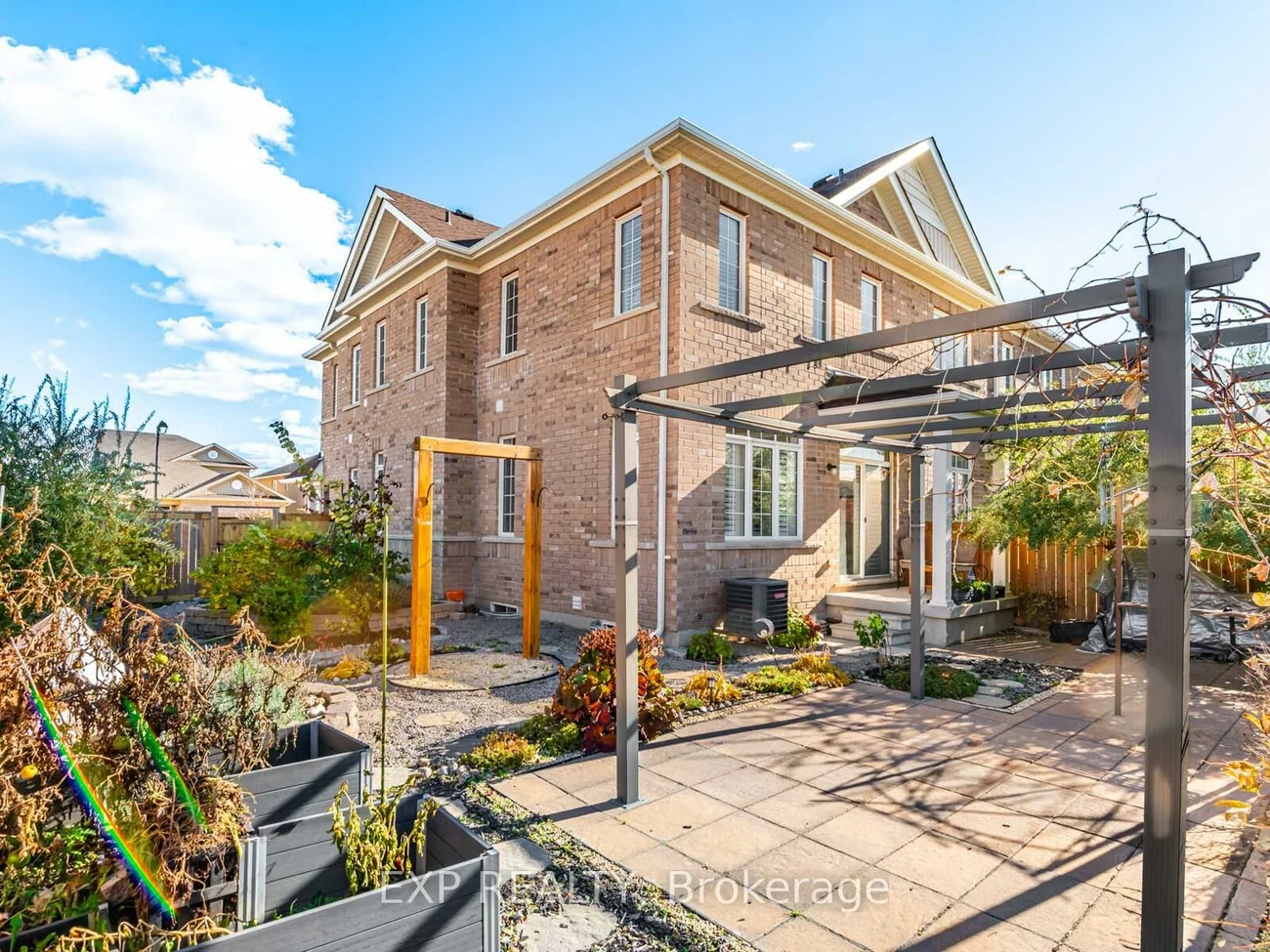 2, Angela, Bradford, Bradford West Gwillimbury